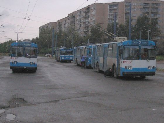 Троллейбус на восток. Троллейбус 4069 Барнаул. Арзамас троллейбус. Троллейбус 2227. Ургенчский троллейбус.